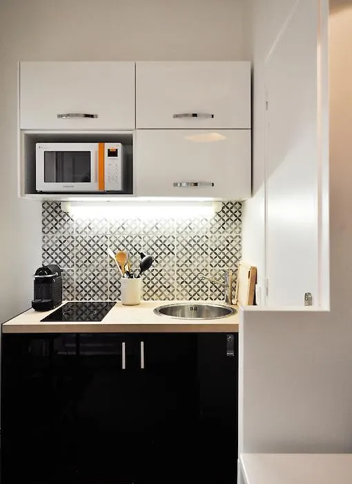 Duplex De Charme Au Coeur De Montmartre-1